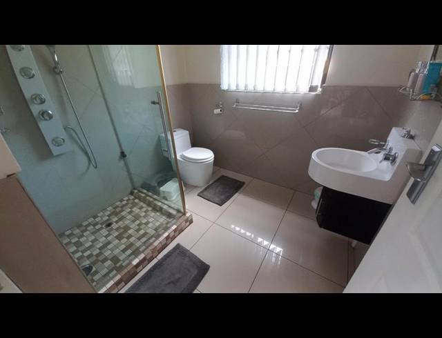 4 BEDROOM TOWNHOUSE FOR SALE IN THREE RIVERS